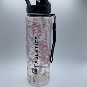 The Tritan Water Bottle Fabletics